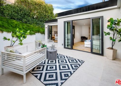 1420-Laurel-Way-18