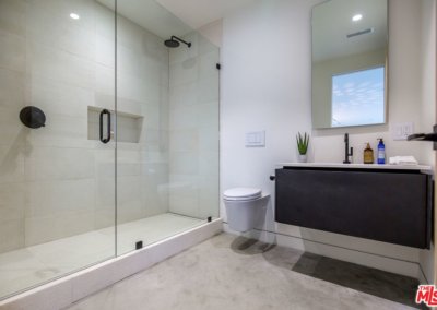 1420-Laurel-Way-22